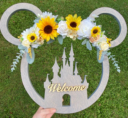 Large Mickey Wreath